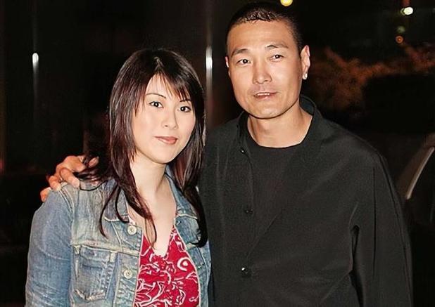 香港女星烧炭自杀,仓配一体,时效速达