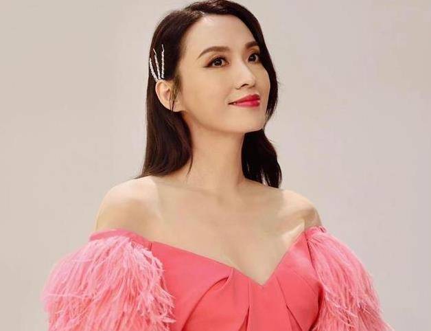 香港女星烧炭自杀,快递单号查询_123随叫随到