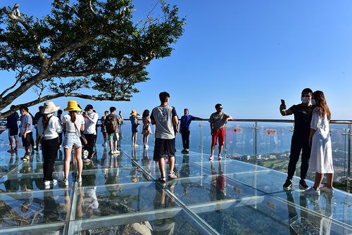 三亚一景区游客溺亡,物流专线直达_123随叫随到