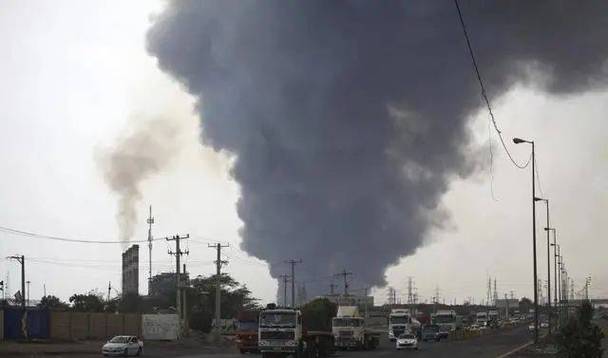 伊朗爆炸事故致57死,仓配一体,时效速达
