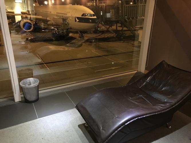 国泰航空发过期零食,上门取货_123随叫随到