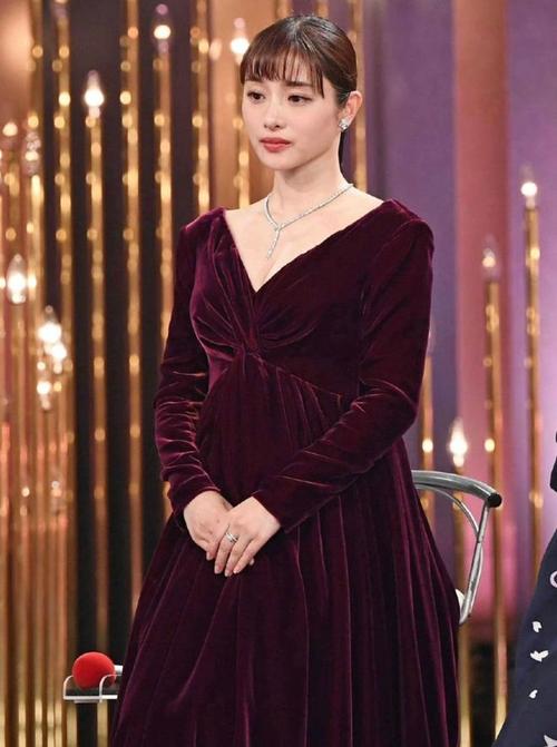 演员为二胎放弃女一,仓配一体,时效速达