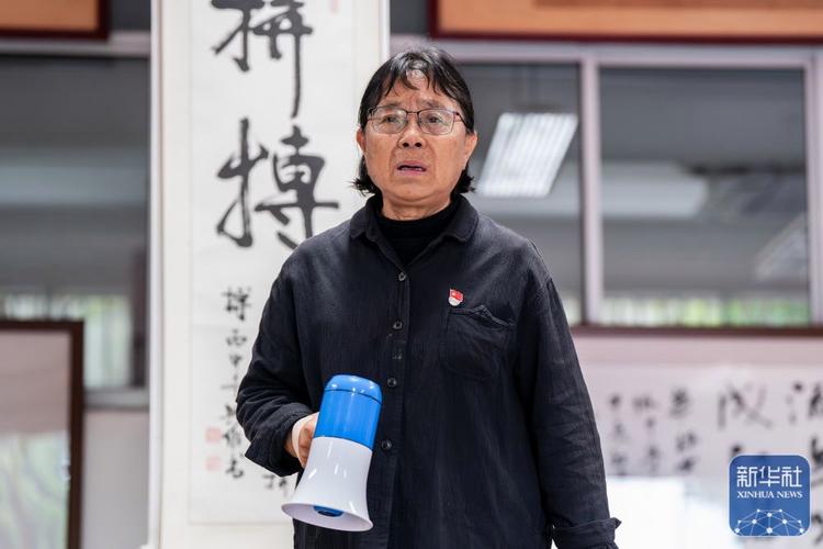 张桂梅小喇叭又响了,上门取货_123随叫随到