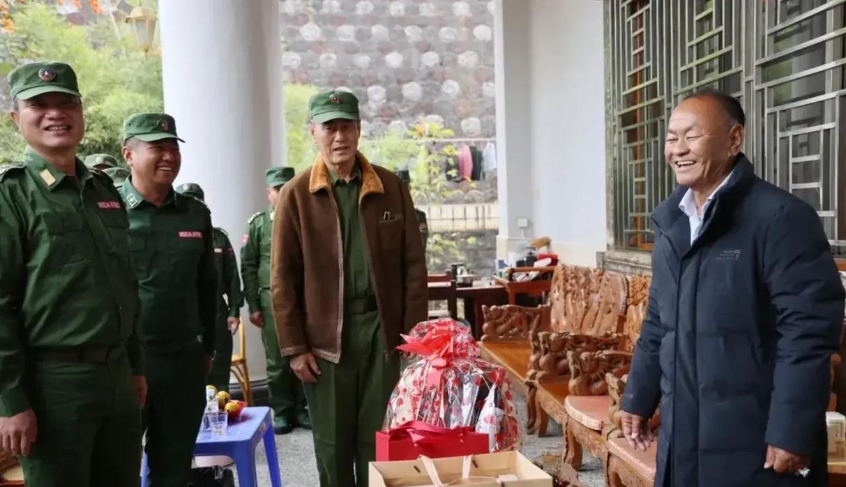 伊高层司令等被炸死,上门取货_123随叫随到