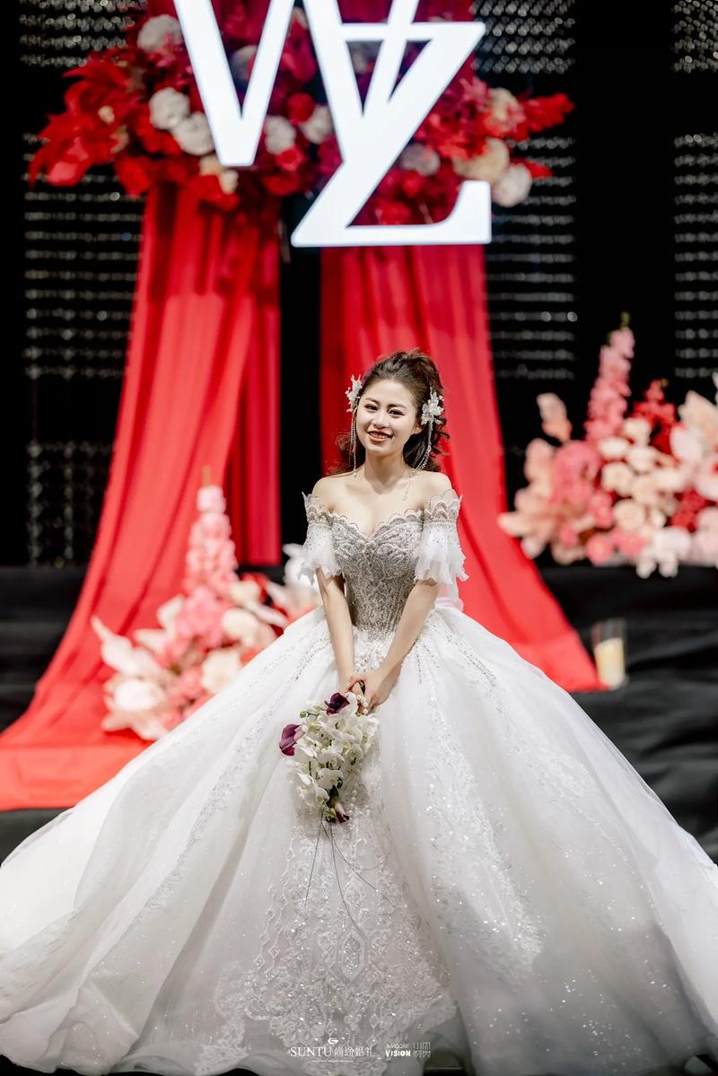与9岁女孩办婚礼,物流专线直达_123随叫随到